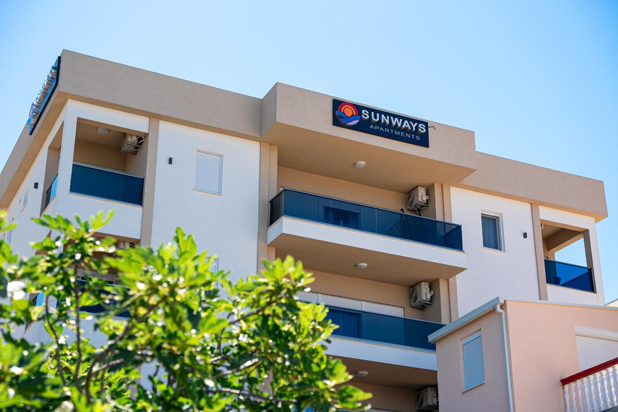 Sunways Apartments Dobra Voda Luaran gambar